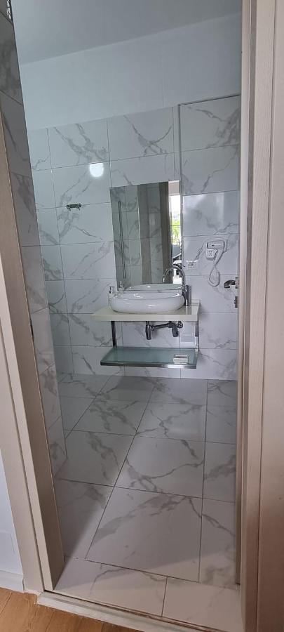 Suncoast Rooms Port Side Saranda Zewnętrze zdjęcie