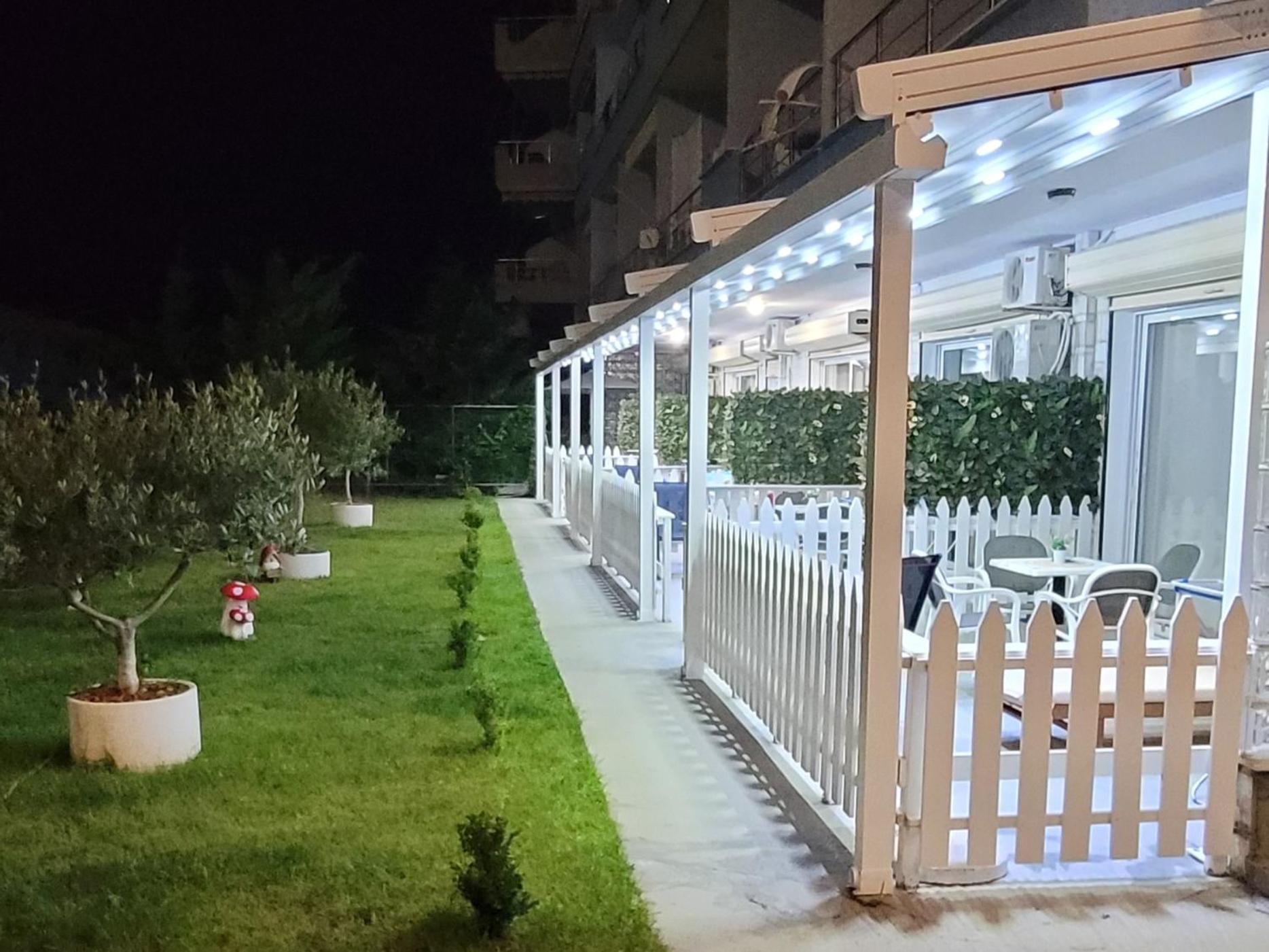 Suncoast Rooms Port Side Saranda Zewnętrze zdjęcie