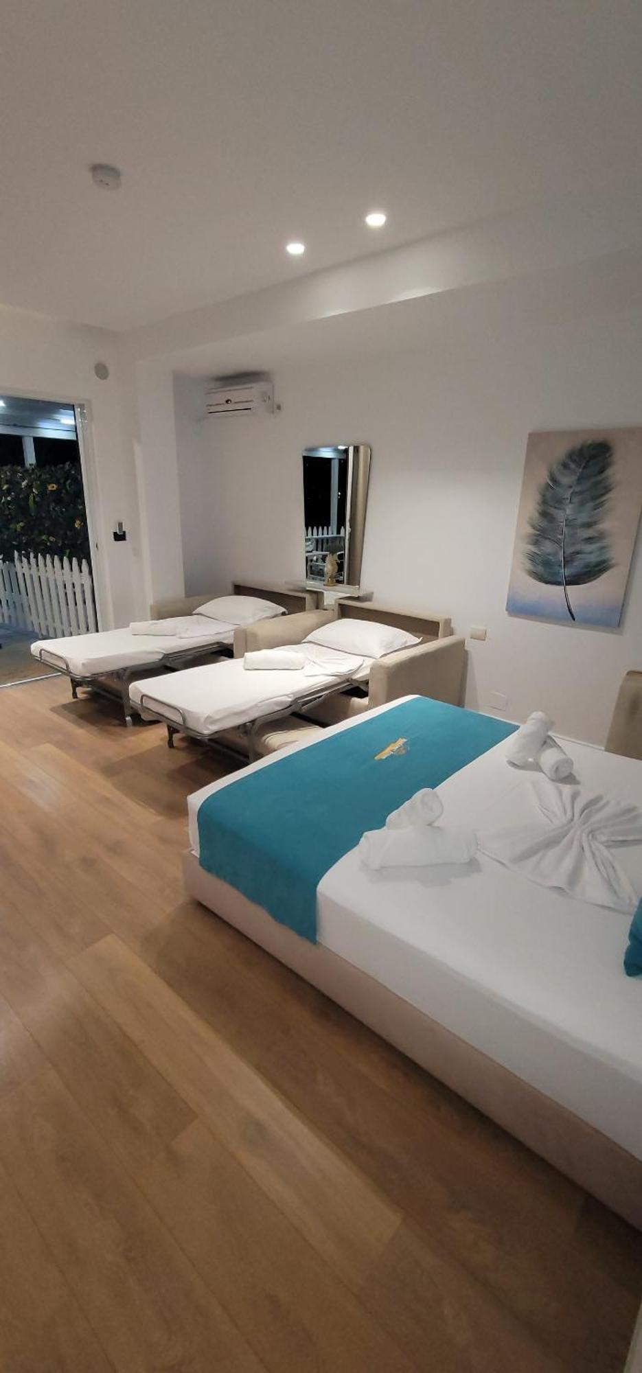 Suncoast Rooms Port Side Saranda Zewnętrze zdjęcie